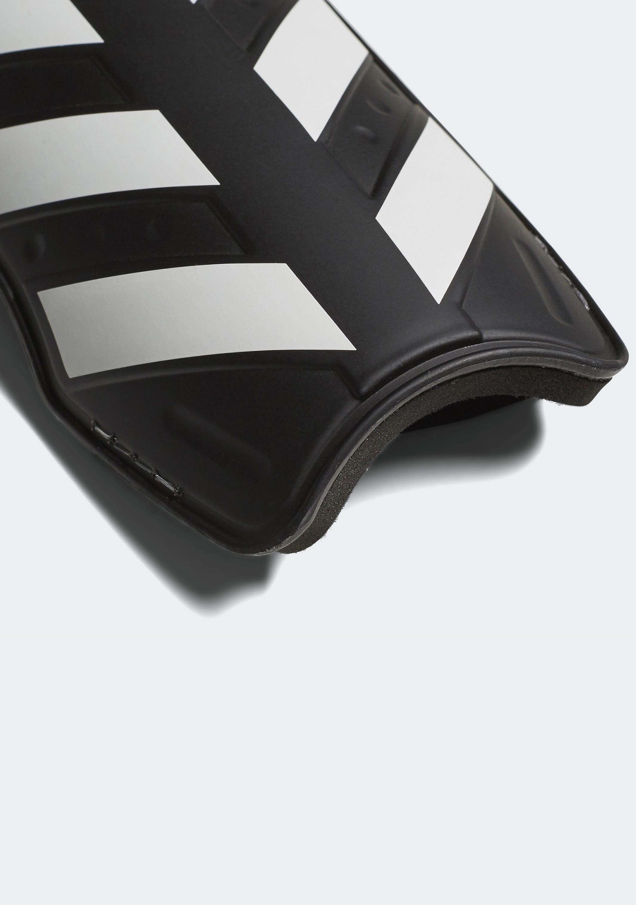 Adidas Everlite Shinguards